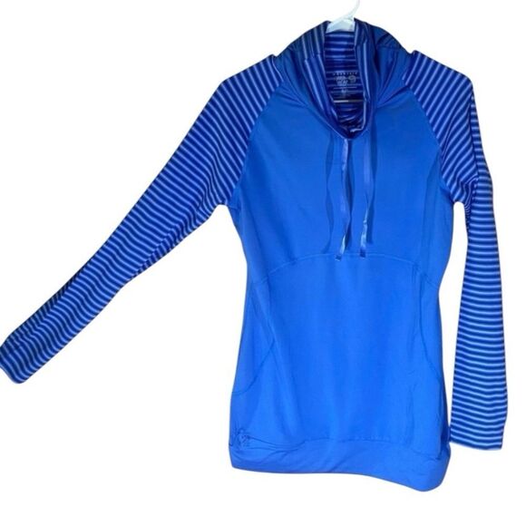 Mountain Hardwear Blue Striped athletic wear Size Small - Picture 1 of 11
